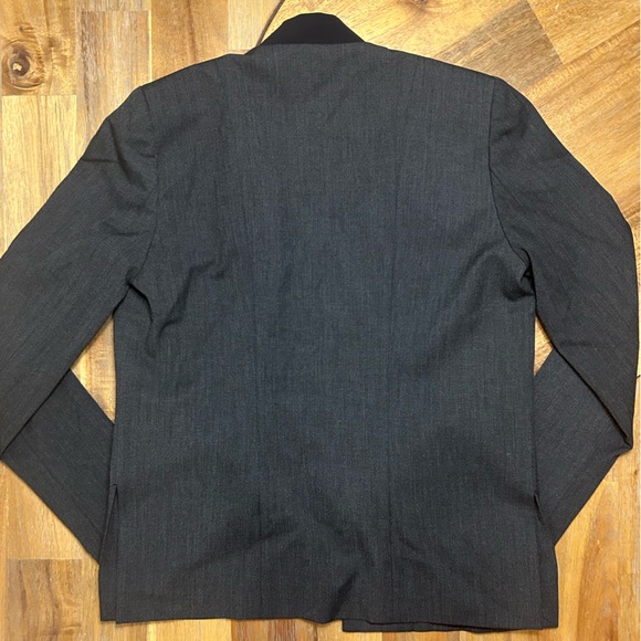 Elie Tahari Charcoal Blazer - Picture 4 of 5